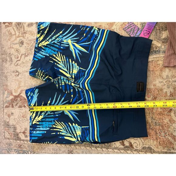 Burnside Men's 9.5" Board Shorts with Stretch, Sz 28 (Small) - Picture 7 of 7